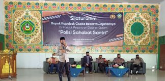 Polisi Sahabat Santri, Kapolsek Cisoka Kunjungi Pondok Pesantren Daar El-Qolam Gintung, Kecamatan Jayanti