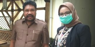 Ade Muhannad Nur SH MH, ketua tim Kuasa Hukum dari AMN & Partner (kiri)