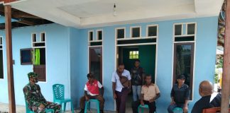 Babinsa Ajak Warganya Pelihara Keamanan dan Kebersihan Lingkungan