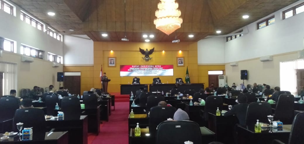 Paripurna legeslatif dengan eksekutif kota blitar